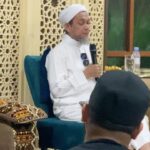 Umie Aida Instagram - Amalan dari Tuan Guru @syeikhmuhdzainulasri utk mendapat rezeki yang berkat dan Allah luaskan rezeki . InsyaAllah…