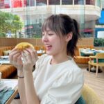 Ungsumalynn Sirapatsakmetha Instagram - ช่วงเพิ่มแก้มยุ้ยๆ ให้ตุ้ยนุ้ยเท่าท้องไปเล้ย😋🤰🏻