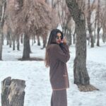 Unika Ray Instagram - Hey stalker! did you enjoy your free visit to my profile from your fake profile today?😝 #unika #kashmir #kashmirtourism #love #moutain #snow
