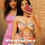 Unika Ray Instagram - Friendship 🫂🫶🏻🧿 #instagram #runika #unikaray#ruchiiii_shii #ruchiverma #instadaily #trendingreels #bff