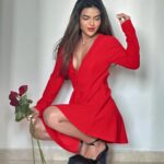Unika Ray Instagram - Happy Valentine’s day 🌹 #unika #love #valentines #roses #insagram