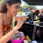 Urvi Singh Instagram - Mai aur meri crushed ki टोली , Like karo warna mar dungi गोली II #Crushed #CrushedOnAmazonminiTV