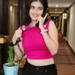 Urvi Singh Instagram – Single bell🔔,Single bell🔔
Single🧍🏻‍♀️🧍🏻 all the way.
Oh what fun it is to see couples👫🏻 fight all day,Hey!