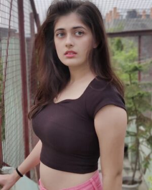 Urvi Singh Instagram - I am single by choice,
But not by my choice