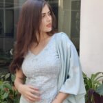 Urvi Singh Instagram – The world🌍 will be a better place without me🥹,
that is why I have to keep on living🥀.