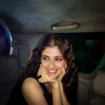 Urvi Singh Instagram – If I were to fight everyone that loves you,
I would simply chill
 because no one does.

📸- @chiragkatrecha 
Assisted by- @siddhantraj05