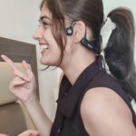 Urvi Singh Instagram - @n.g.india 's revolutionary EarSafe Open Ear Headphones keeps me aware of my surroundings and can be worn for long hours without causing any harm to your ear canal. It's Feature loaded! - Extremely light weight (24 gms) - 8 hours battery backup - 1 hour to fast charge - Sweat proof - Mic to answer calls So, what are you waiting for? Go and get them and listen to your favourite music all day long without harming your ears. Available on ngcorp.in, Amazon & Flipkart. Use coupon code URVI200 to get flat ₹200 off on ngcorp.in #NGEarSafe #OpenEar #Earsafe #NG #OpenEarHeadphones #Headphones