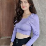 Urvi Singh Instagram - Do i look like a tree, cause everyone leaves.