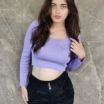 Urvi Singh Instagram - Do i look like a tree, cause everyone leaves.