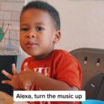 Uzo Aduba Instagram - You’re never to young to join the Beehive 🐝🐝 Repost from @blavity • You better sing it lil man! 😆👏🏾 // 📹: @boops_alot #BlackFamilies #BlackBoyJoy #Blavity