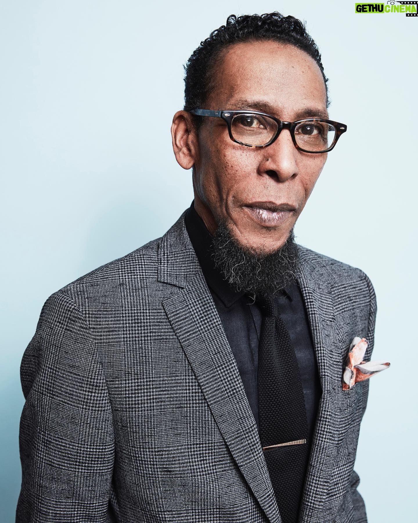 Uzo Aduba - 26.7K Likes - Ron Cephas Jones. The first time I ever saw this great artist’s work was in a play called The Overwhelming. He was magical, powerful really. I didn’t know I would have the pleasure of sharing the stage with Ron just two short years ago.
What a titan.
So beloved by our community, and a genius with his craft; he would share his wisdom and knowledge about this art we all so deeply, deeply love. But, more he shared with us his heart. Generously. Ever a teacher, we all learned so much from Ron, and we continue to carry his lessons. It is that knowledge that helps me know he will be with us. forever.
My prayers and love to his daughter, Jasmine, who he so loved, his family, and to all who loved “the cool cat” known on this earth as Ron Cephas Jones. May you forever rest, sir.