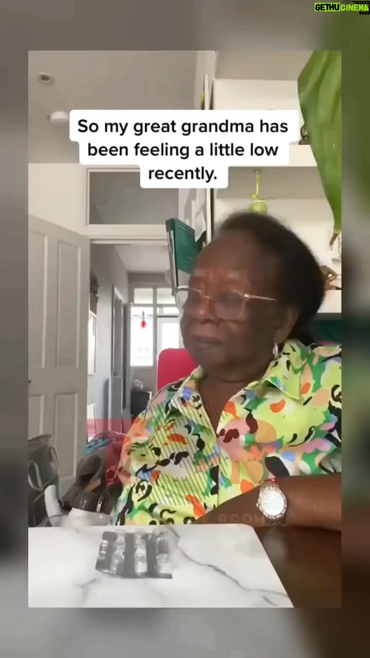 Uzo Aduba Instagram - It’s the little things 🥹🥰💜 Repost from @blackdollarnetwork • ♻️ Repost from @blackrestaurantweek 🎥: @kahliatroyy When food is mood 🥹🫶🏽✊🏾❤️ The BDN App is a Black Business Marketplace, which exclusively showcases Black-Owned products and services that customers can purchase directly from the app! List your business today for FREE, with NO MONTHLY FEES required! Invitation code: BDN TOKEN _____ #ControlTheNarrative #BlackDollarNetwork #BDN #Educate #Equip #Empower #TrackOurImpact #BlackWallStreetMindset #BlackWallStreetSystem #shopBDN #BDNapp #BuyBlack #PayBlack #GetTheApp #BuyBlackPayBlackGetTheApp #LinkInBio Disclaimer: We do not own the rights to this media, and always look to credit the respective owners. No copyright infringement is ever intended. Please DM us for credit or removal.