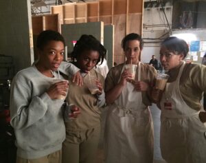 Uzo Aduba Instagram - 10 Years Ago—-I really didn’t know what direction I was headed—-with my art, my career or my life…..but then, through the power of @ijnej and the world and characters she created on @oitnb my life and the lives of our cast and crew would never be the same. I couldn’t be more grateful for the lifelong friendships, memories and love made along the way with these talented women. Jenji, Thank You for seeing us and taking a chance on new voices and possibilities for stories. To @jennifer_euston_casting who saw me in my play, and called me in to audition for this show, I will forever be one thing—grateful. To everyone who watched Orange, then and now, THANK YOU! We simply wouldn’t be here without you. Orange forever!  #oitnb