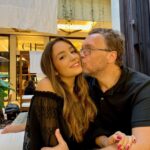 Valentina Oliveira Instagram – Feliz dia dos pais!! 🤍Obrigada por ser meu melhor amigo para todos os momentos e por sempre fazer piadas muito ruins HAHAHA🥰 Te amo papi🤍