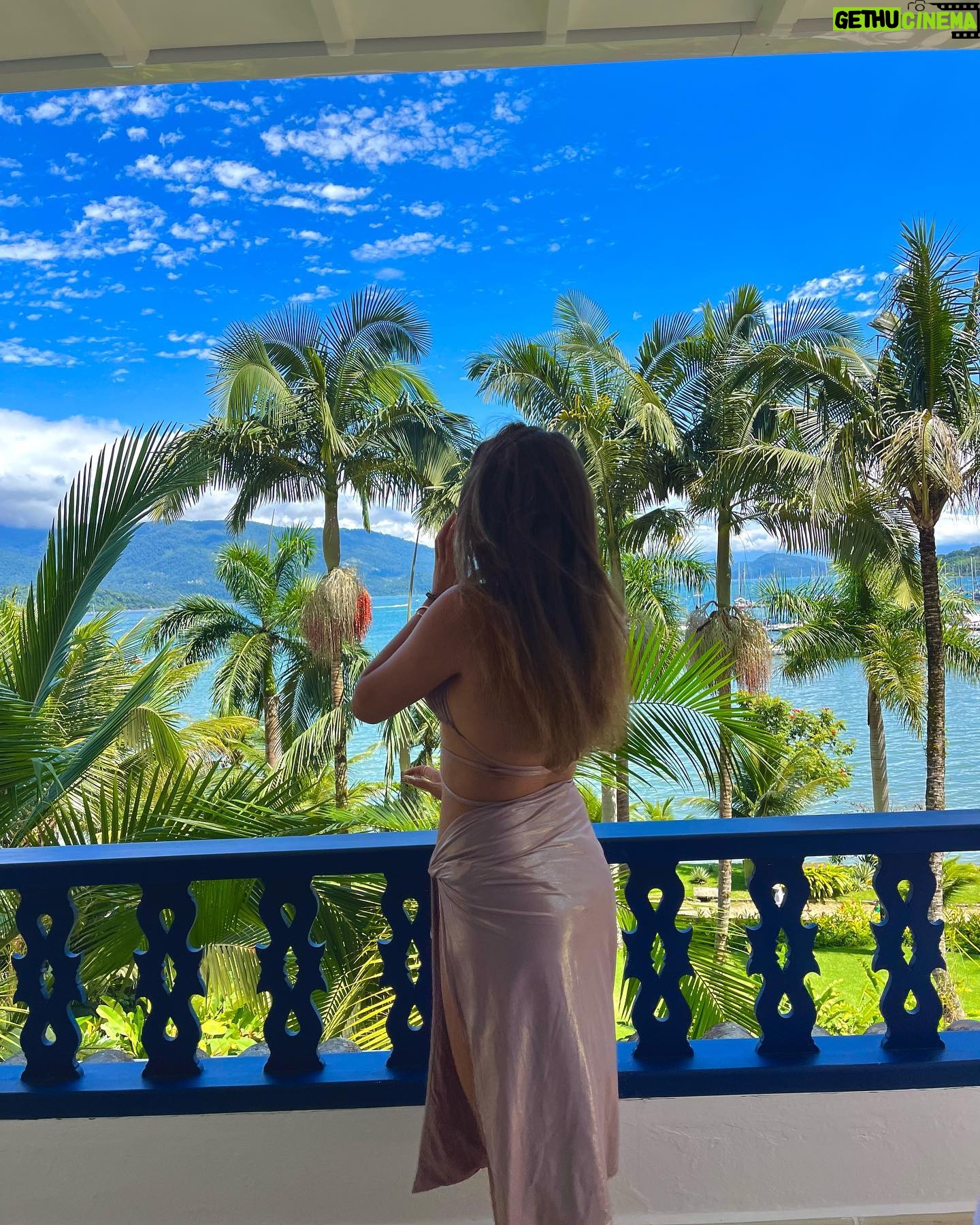 Valentina Oliveira Instagram - 365/365