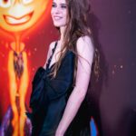 Valentina Romani Instagram - Ieri sera a Roma c’è stata l’anteprima di Elemental, il nuovo film Disney Pixar diretto da @petesohn18 che uscirà nelle sale il 21 giugno. Prestare la voce al fuoco, la mia Ember, è davvero un sogno che si realizza. Grazie ai miei adorati @massimilianomanfrediofficial , @mg.napolitano e @chris.murgia per avermi preso per mano e aver reso possibile questa magia. E grazie a @stefanodemartino Grazie alla famiglia Disney. Grazie @studiosegre @_giadagiordano @pamela.maffioli @womentalentsmilano @clascutti @t.b.beauty @moschino Ph @virginiabettoja @giulia_parmigiani_photography Ci vediamo al cinema.. per alimentare la nostra luce ❤️‍🔥