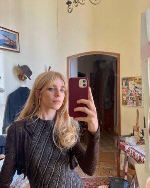 Valentina Romani Instagram - BARDOT ⭐️

May 8th on @france2 & soon in Italy