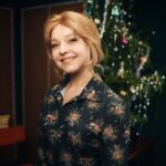 Valentina Rubtsova Instagram - Новый Год к нам мчится скоро «СамоИрония» случится!🎄🎉😍Смотрите «СамоИрония судьбы» 31 декабря в 21:30 на ТНТ" @tnt_online 🎄Ваша Надя,ой,Галя,ой Таня,ой Валя🤣💚