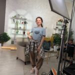 Valentina Rubtsova Instagram - Женился оператор и друзья его спрашивают: ну как, жена красивая хоть? А он отвечает: смотря как подсветить.