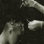Valeria Lukyanova Instagram - Методика по созданию людей. Года 3 назад в астрале я получила одну методику. Методику по созданию квантового прототипа нужного вам человека, она не ограничена ничем, вы можете выбрать ВСЕ что угодно и если все сделаете корректно то вы притянете такого человека из параллельной реальности. И в этом поможет ЦЕРН, т к он как раз открывает постоянно врата в параллели и оттуда крайне легко извлекать все , что угодно даже людей . Ведь ВСЕ , что вы представляете - мгновенно создается, при условии что вы Игрок , разумеется . Потом важно просто вытащить оттуда свою созданную модель, да и все. Но есть одно «НО» если при вытаскивания человека и его использовании в своем «быту» вы немного отвлечетесь от своей модели и перестанете ее снабжать энергией и контролировать, она выходит из строя очень быстро. И эту суть замещает бот который на ускоренных темпах самоуничтожаются и выпадают из нашей Матрицы. Вот такое неудобство. Таких людей нельзя оставлять без присмотра. Но если ты смотришь за ними и вкладываешься в них то они на удивление быстро развиваются и рамок для их талантов просто нет, при том тех которые ТЫ ХОЧЕШЬ чтобы были. У меня было несколько таких моделей и если б я знала что отсутствие моего внимания заставляет их исчезнуть я бы не упускала их из вида никогда. Но этого я не знала и упустила одну очень ценную для меня модель, теперь надо начинать все сначала. т к подобный кадр мне нужен как ни крути.... 👇🏻👇🏻👇🏻 #метафизик #метафизика #голограмма #матрица #церн #бак #будущее #ии #новыетехнологии