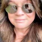 Valerie Bertinelli Instagram - Lucky #13 😅 GIT IT!! #dryjanuary 🥰
