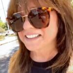 Valerie Bertinelli Instagram - Summers not my vibe 🫠 sorry T-shirt: @mammothwvh 💥MAMMOTH II out next Friday August 4! Sunglasses: @peepers 😎