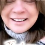 Valerie Bertinelli Instagram - It’s been quite the journey this year! 🥹 🥰 You can see the relief and even a little fear in the opening clip (shot on January 1, 2023) and the pure joy that starts to take hold as I find my way back to myself throughout the year. (shout out to my therapist for kindly walking me through all the uncomfortable emotional work 😅) I have so much gratitude for my family and friends, finally being able to freely spend time with them has been such a big source of comfort, joy, hilarity, and healing. I love them all so. ✨♥️ And I am grateful for this community here online 🙏🏻 I want you to know that you have helped me too. I can’t thank all of you enough for being here and letting me work through my pain on our little walks with Luna. 🐾 Helping me and giving me insight and even sharing your pain and your healing with me. I hope I have also helped you. 🤍 And do me a favor? Indulge in your life. The good, the bad, and the ugly. Feel it all, then do your best to release what doesn’t belong to you. Please don’t tolerate the intolerable. You deserve better. We all do. We deserve the best this life has to offer. We ARE enough and I am so thankful for every single one of you. 🥹💖 Here’s to a glorious 2024! 🥂💫