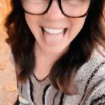 Valerie Bertinelli Instagram - I’m just happy to be here ✌🏻🤍