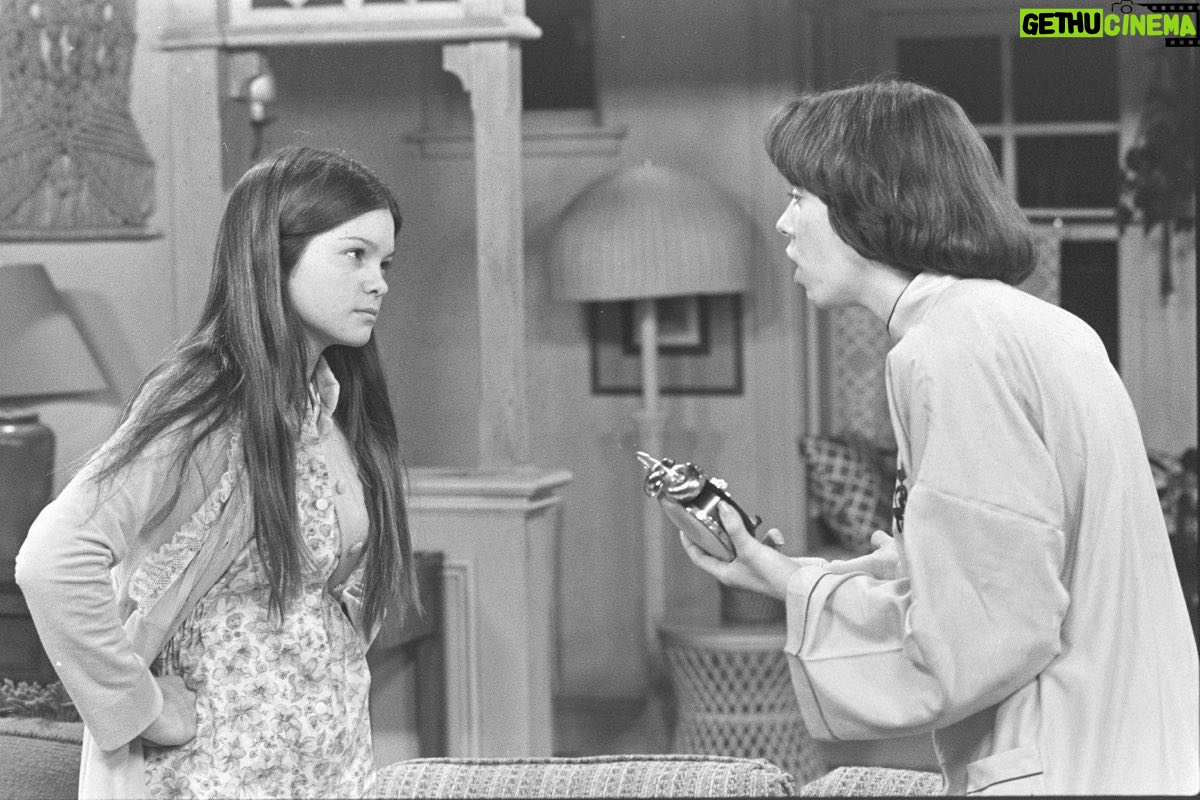 Valerie Bertinelli Instagram - I'm pretty sure I still get the same look in my eye when I'm feeling a bit feisty! 😂 Grr.... #1976
