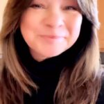 Valerie Bertinelli Instagram - ☕️💅
