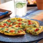 Valerie Bertinelli Instagram - 👩🏻‍🍳 I can't believe summer is almost over! ☀️It's gonna be a long holiday weekend, and I know you're gonna brunch at some point, so try my oh-so-delicious "Valerie's Brunch Frittata!" All you need are eight large eggs, cherry tomatoes, asparagus, chives, dill, and a bit of goat cheese! It's quick and easy breezy with a total cook time of 30 min! 😋. Your family and guest will love it! 💕 Recipe link in bio! 😘