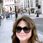 Valerie Bertinelli Instagram - London!! 🇬🇧 I made it!! ✨ I need recommendations!! 💕