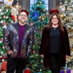 Valerie Bertinelli Instagram - 👩🏻‍🍳Next Monday the 28th at 9PM @duffgoldman and I are presenting the #KidsBakingChampionship Holiday Special!! 🎄 Four Kids Baking Championship winners return to show off their top-notch skills as they craft tasty holiday delights. 🧁 We challenge the champs to bring the holiday cheer with decked-out Yule logs for a chance to win a stunning prize package worth $10,000! 😅 Tune-In @foodnetwork @discoveryplus Monday 9PM!! 😘
