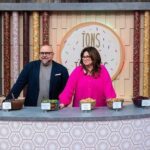 Valerie Bertinelli Instagram - Attention! 🍪 This is NOT your grandma's cookie, that's for sure! 👵🏻 Together, @Duffgoldman and I challenge the next generation of young chefs: put your spin on one of the hottest trends of the moment, the loaded super cookie! 💥 We've asked for two distinct kinds of outrageous cookies to be baked in large quantities. ✨ In this crucial semi-final round, more is better regarding toppings, filling, and frosting! Yummy! 😝 Tune-In MONDAY 8PM on @Foodnetwork @Dicoverplus!! 💕
