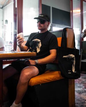 Valtteri Bottas Instagram - Simple things in life ☕️

Check out the link in bio to get your hands on this limited edition MULLET coffee and merch either via @kahiwacoffeeroasters or @st_ali. 

📷 @muzzmedia
