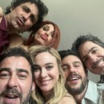 Vanesa Romero Instagram - Rodando en buena compañía 🎬… #hotelbitcoinlapelicula #cine @lacanicafilms @idolofilms @palomatejero @juan_vidal_fernandez