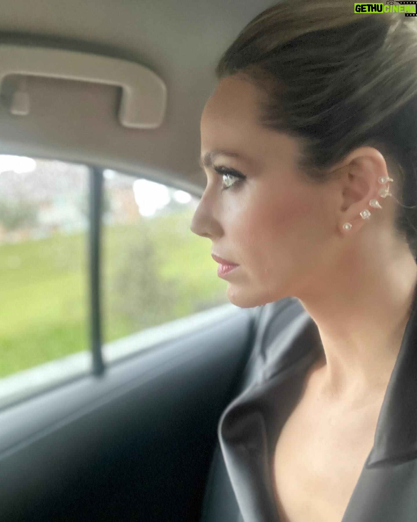 Vanesa Romero Instagram - Ayer en la fiesta homenaje de Acqua di gio de @giorgioarmani Estilismo @mardy_nogales π @clarocouture π @messika π @rebecatfigueroa para @armanibeauty Gracias @dypcomunicacion #vanesaromero #evento