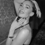Vanessa Kirby Instagram - Thank you for a beautiful night in Paris @cartier family and @gregwilliamsphotography. Always happiest when with you all!! 🤍 #Trinity100Celebration #Cartiertrinity