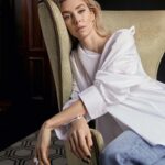 Vanessa Kirby Instagram - Thank you so much @lofficielusa for such a lovely day in NYC, and Sarah for your lovely words. We had such a wonderful day together!! @cartier Photography @celestesloman Styled by @briesarawelch Writer @cristobalita Casting @laurentabach Hair @jennychohair Makeup @missjobaker @forwardartists using @bakeupbeauty Manicure @ginaedwards_ Creative Consultant @marisuplicy Digital Tech Roy Beeson Photo Assistants @nathanmmartin @eirenach @spyderman31 Stylist Assistant @keeelllssss Location The Mansion at @idealglass_studios