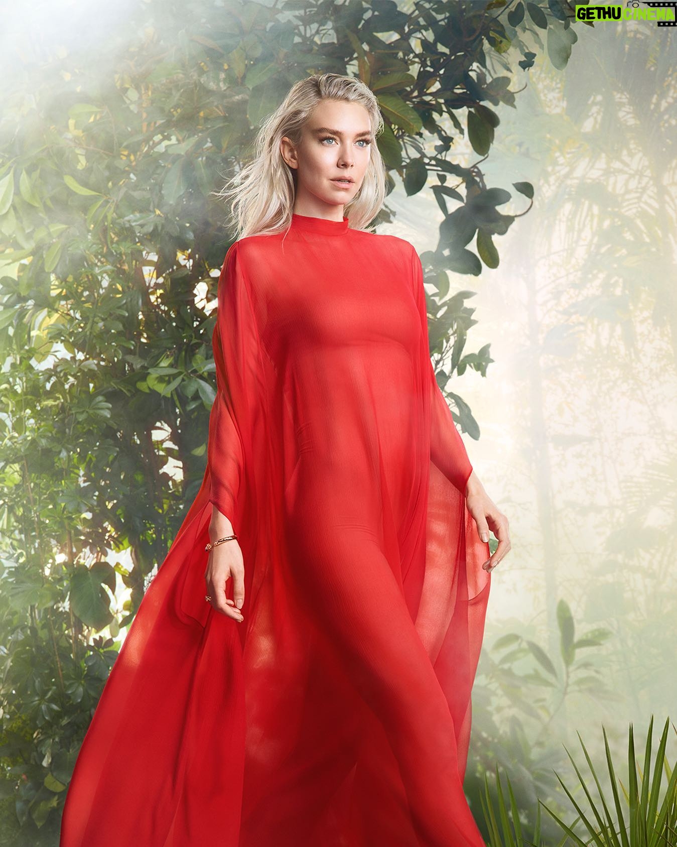 Vanessa Kirby Instagram - To embody the Maison's panther, Vanessa Kirby appears from within a green and abundant hidden land, a world full of life and beauty. #PanthèredeCartier @vanessa__kirby #CartierParfums