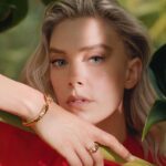 Vanessa Kirby Instagram - The Panthère de Cartier collection shares the feline’s magical magnetism and aura. #PanthèredeCartier