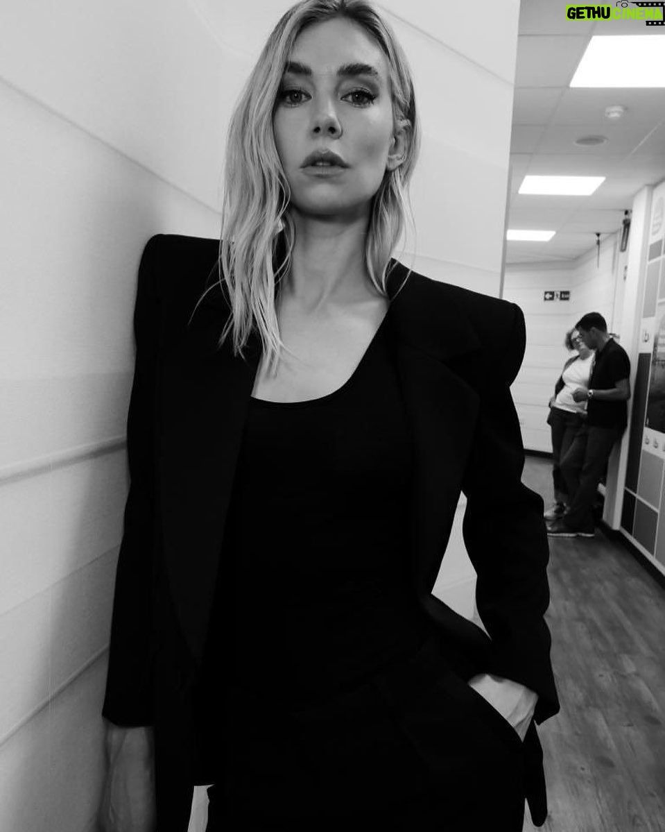 Vanessa Kirby Instagram - London press @missionimpossible 🖤 Thank you so much @anthonyvaccarello @ysl