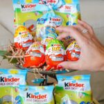 Vanessa Lachey Instagram - Easter is just around the corner and of course the Lachey fam is a huge fan of Kinder Joy, so I wanted to share with you how we incorporate the delicious treat toy into our celebrations! 🐣❤️🍫 @kinderus has the PERFECT collection for Easter, from basket stuffers to egg hunts. The Kinder Joy Easter eggs also come with one of 12 mini game Spring toys. Link in my stories for more info. Wishing you and your family a happy Easter! #KinderJoy #ad