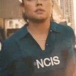 Vanessa Lachey Instagram - 🫡What. An. Honor! The NCIS Franchise celebrates 1000 Episodes!!! April 15th on @cbstv. Our episode of NCiS: Hawai’i is 1001! Cheers to the next Thousand!