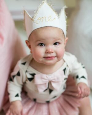 Vanessa Lachey Instagram - Brooklyn Elisabeth Lachey, from 1 to 9 in the blink of an eye. Happy Birthday to our Baby Girl. ❤️