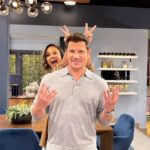 Vanessa Lachey Instagram - #TBT to filming season 4 🎥 The finale drops tomorrow and the reunion is coming to you LIVE this Sunday at 8pm EST on @netflix!!! Who’s ready?! ❤️ #LoveIsBlind