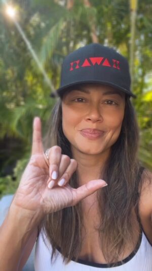 Vanessa Lachey Instagram - Mahalo GMA for dedicating your show yesterday to Maui relief. There is a word we use in Hawai’i “Kokua”, it is a word used to describe the spirit of kindness, the concept of giving generously from the heart without asking for anything in return. Rebuilding this community is going to take time and resources, if you have anything to give, please consider a donation directly to the local families. I’ve included a link in my bio to a running list and will continue sharing individual links on my stories over the next few weeks. Sending You Love and Aloha! ❤️🤙🏽🌺
