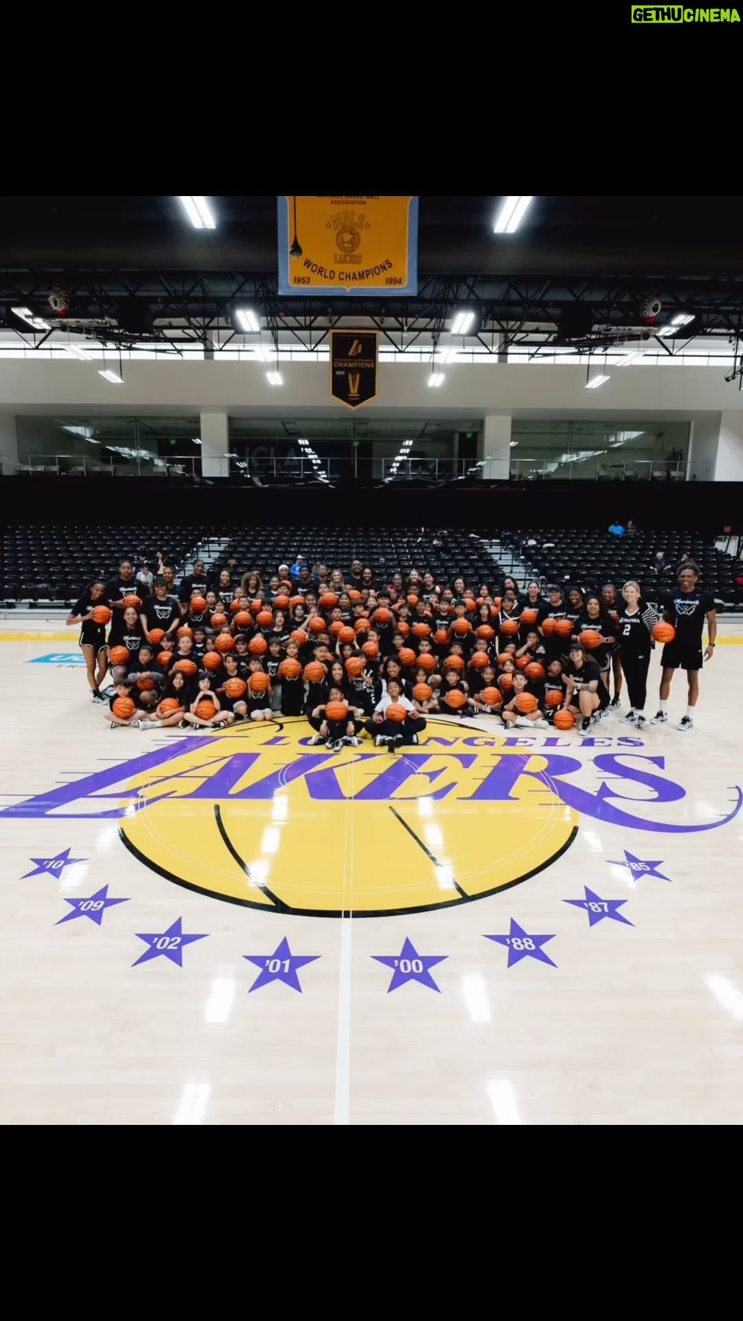 Vanessa Laine Bryant Instagram - In honor of Gianna’s 18th birthday, we hosted a special @MambaMambacitaSports Skills Academy basketball camp with @nikela, @lakers, and @uscwbb to share my daughter’s PLAY GIGI’S WAY™ spirit for boys and girls from local LA community organizations. We loved seeing their passion for basketball by embracing joy, curiosity, and competitiveness, while never taking any opportunity for granted, just like Gigi. #PlayGigisWay❤️ #HappyBirthdayGigi #18 5-1-06