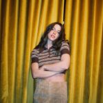 Vanessa Mai Instagram – Irgendwann ist irgendwann zu spät….Schalt deinen Kopf ab. Drück repeat. Heute Nacht könnt ihr „Leb den Tag zweimal“ überall hören 🔂💛 Ich freu mich…