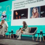 Vanessa Mai Instagram – Vor einigen Jahren unangepasst aus dem Rahmen gefallen….Jetzt bei OMR zum Thema „Erfolgsrezept: unangepasst“….. Ich hoffe, dass ich Menschen inspirieren kann, an den eigenen Visionen festzuhalten, auch wenn der Gegenwind unüberwindbar scheint. Danke @officially_omr für diese Bühne!